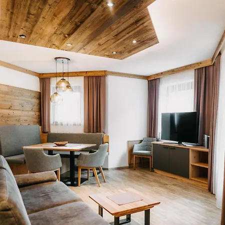 Gaeste-appartementhaus - Urlaubsresort Hafele * Sankt Jakob in Defereggen